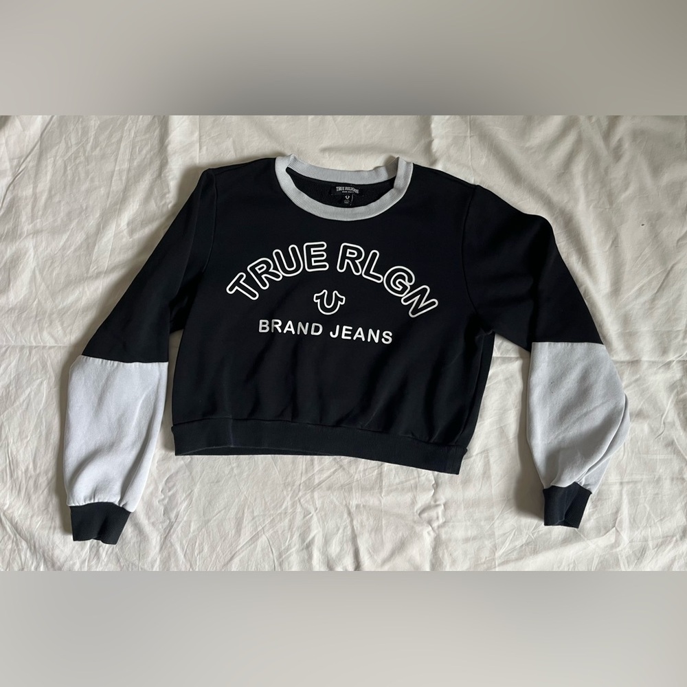 True Religion Women's Cropped Sweatshirt Large Black White Colorblock Y2K
